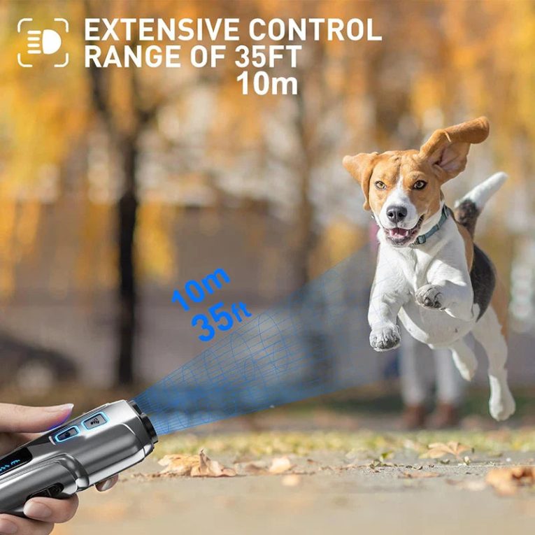 Benepaw-Safe-Ultrasonic-Dog-Repeller-Training-Dual-Sensor-LED-Flashlight-Pet-Barking-Deterrent-Control-Devices-Rechargeable-3